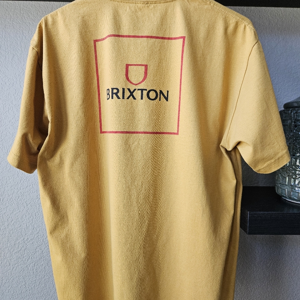 Brixton Standard Fit Men's T-Shirt XL Mustard Yellow